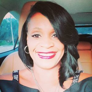 Meet your Posher, Debra